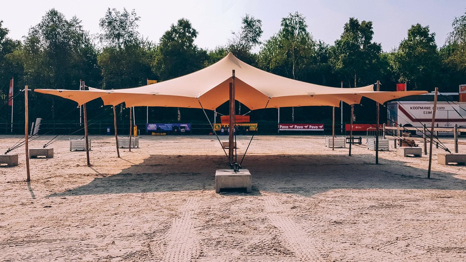 Stretchtent 20x10,5m